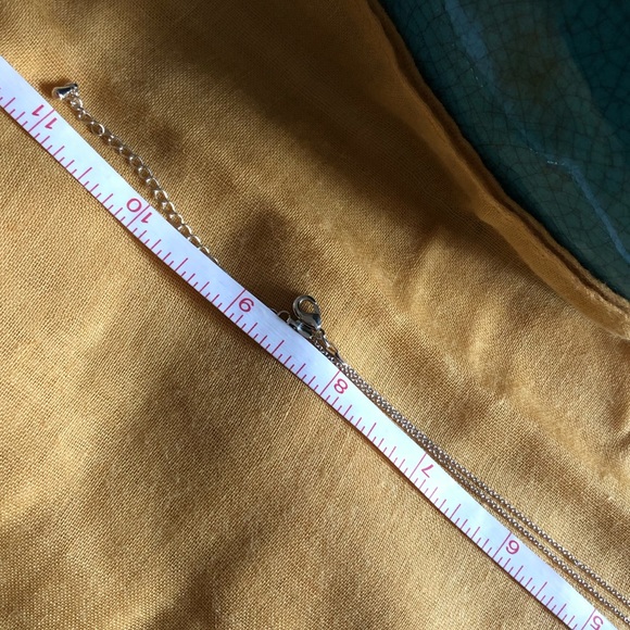 NWT Pretty Princess Cut Necklace & Earrings Set - Picture 5 of 5